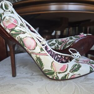 Louis Vuitton RESORT 2011 Mixed Match 1 Size 40 1 Size 39